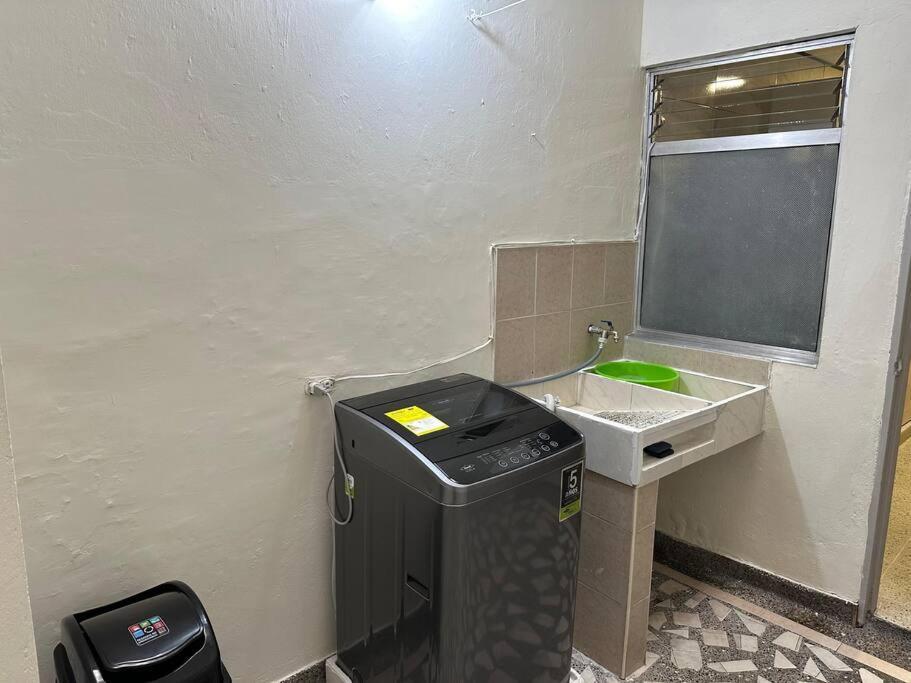 Apartment Nuevo Laureles-estadio 500 Mb Internet *