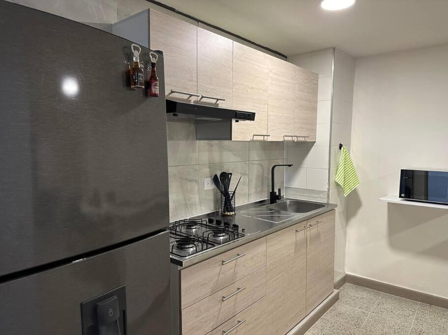 Nuevo Laureles-estadio 500 Mb Internet Apartment *